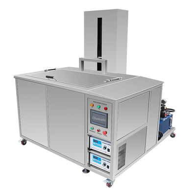Líquido de limpeza ultrassônico industrial do controle do PLC com sistema 560L do elevador e da filtragem